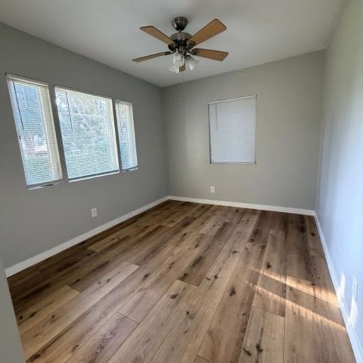 Foto del edificio - 4033 Linwood Pl