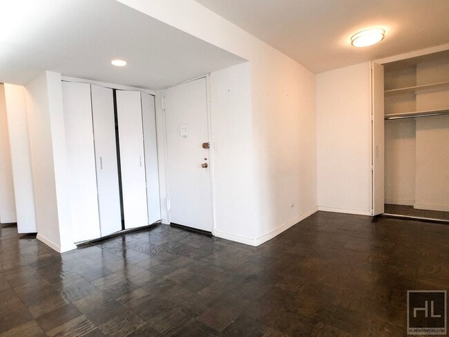 Building Photo - East 82nd Street