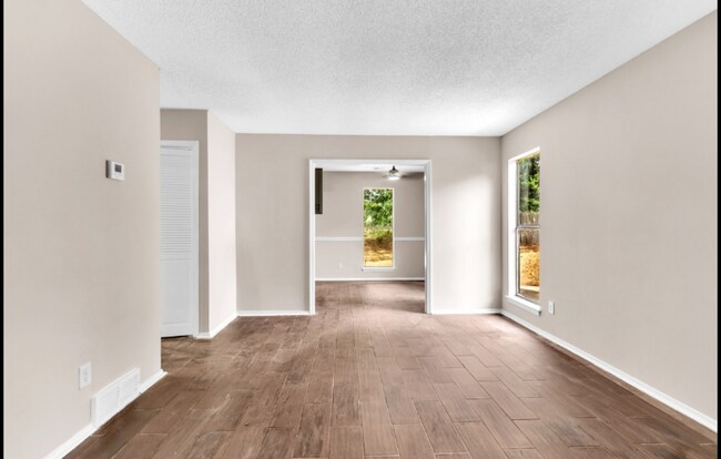 Foto del edificio - 4275 Briarberry Ln