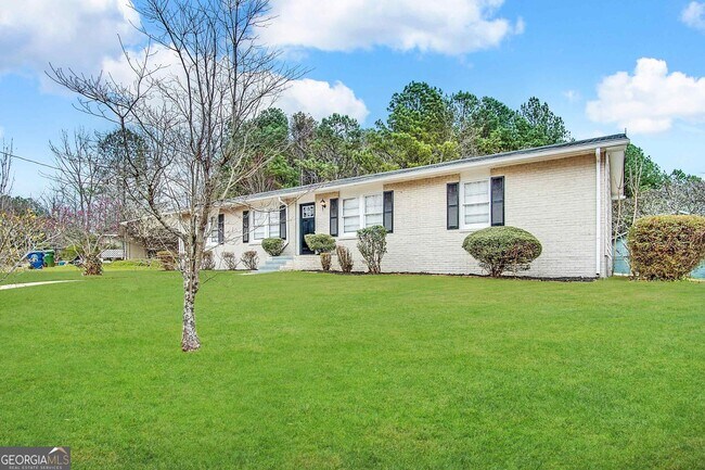 Building Photo - 660 Thomasville Blvd SE