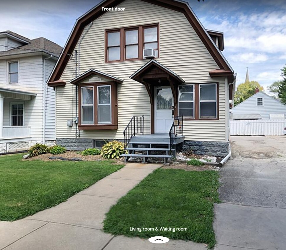 Primary Photo - 626 E Bloomington St