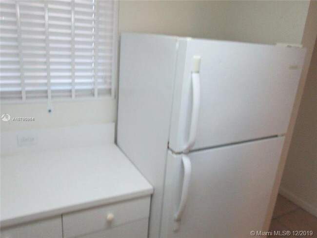 Foto del edificio - 11000 SW 200th St