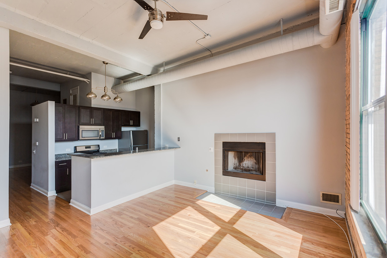 Sala de estar/cocina - Sheffield Lofts - 3110 N Sheffield Ave