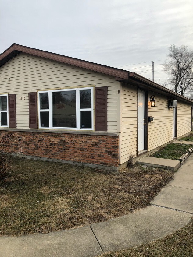 Foto principal - 1318 S Jay St