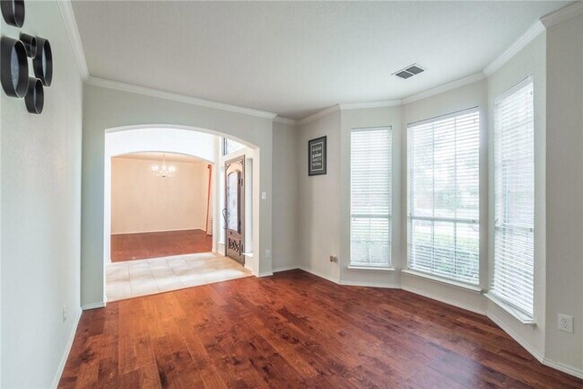 Foto del edificio - 7904 Thorneywood Road