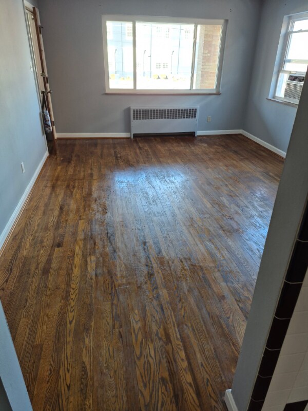 Foto del edificio - 3131 Mozart Ave