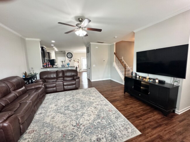 Foto del edificio - 1025 Myers Point Dr