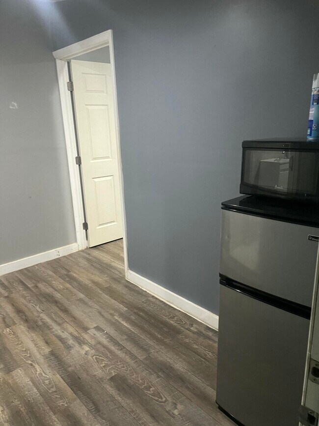 Foto del edificio - 6551 Coolidge St