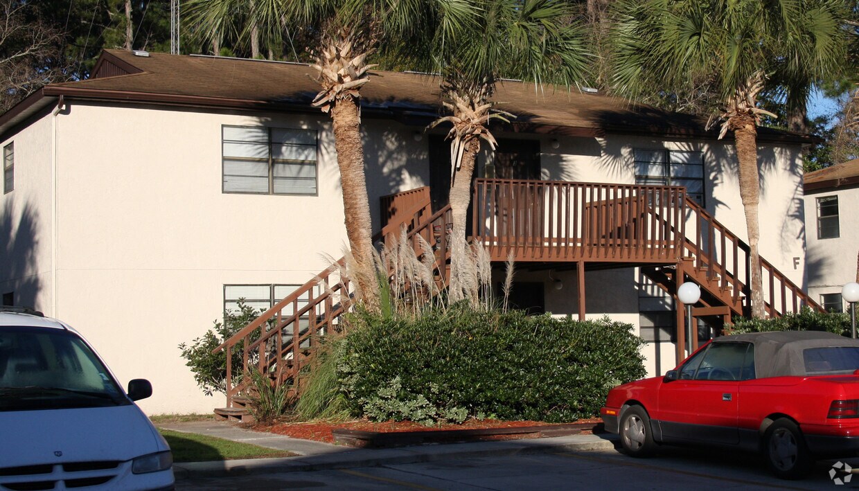 Foto del edificio - Tyndall Lake Apartments
