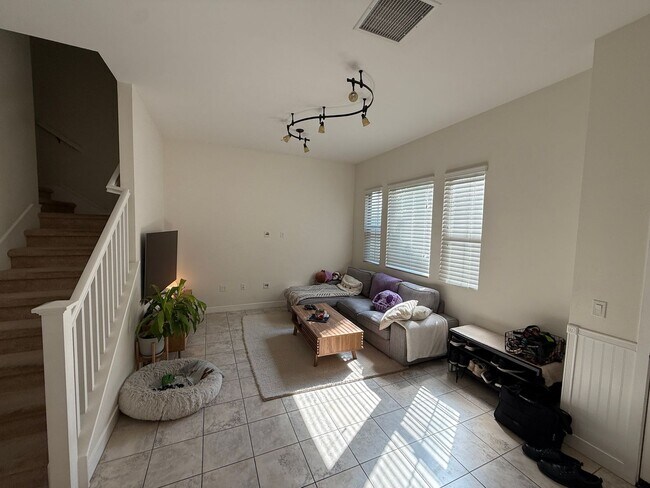 Foto del edificio - 3 Bedroom 2 Bath Unit