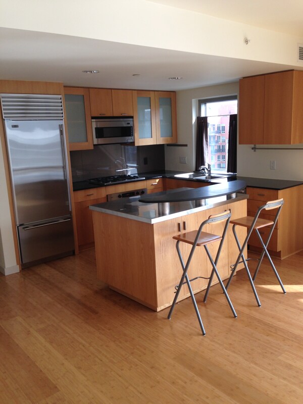 Foto del edificio - 333 1st St