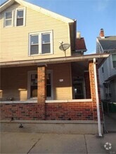 Building Photo - 523 Harrison St