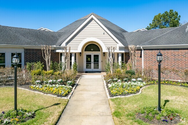 University Village at Prairie View - Apartments in Prairie View, TX ...