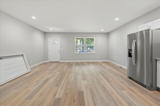 Foto del edificio - 2751 Guilford Ave