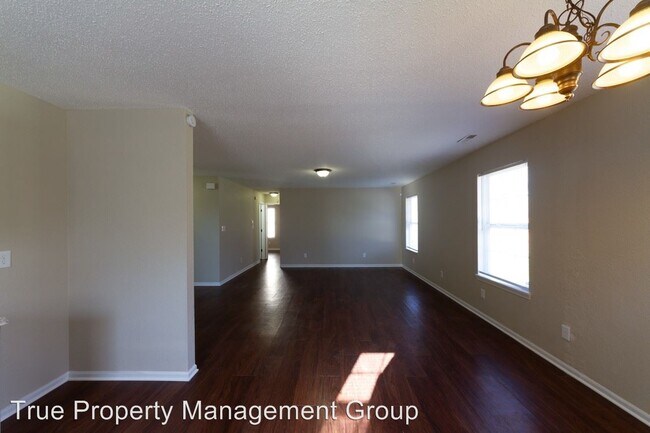 Foto del edificio - 3 br, 2 bath House - 5442 Milhouse Road