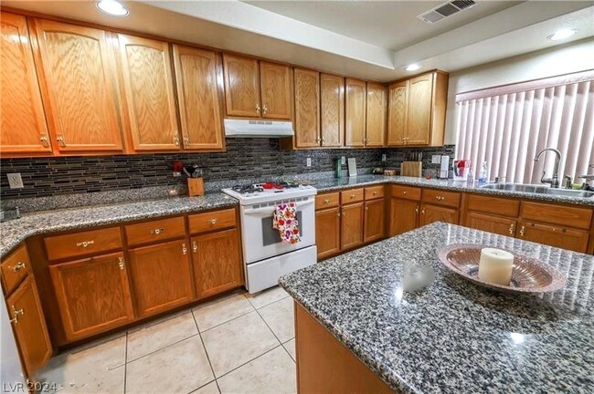 Building Photo - 9738 Driftwood Island Ct