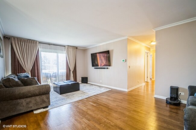 Foto del edificio - 1413 Sutton Ct