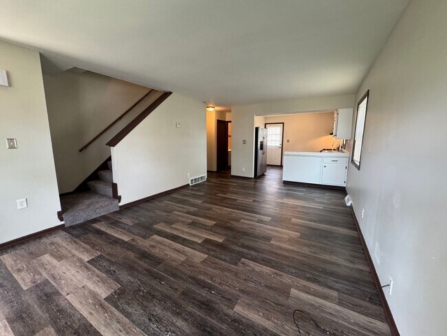 Foto del edificio - Your new Townhouse Awaits! 3 Bed / 1.5 Bat...