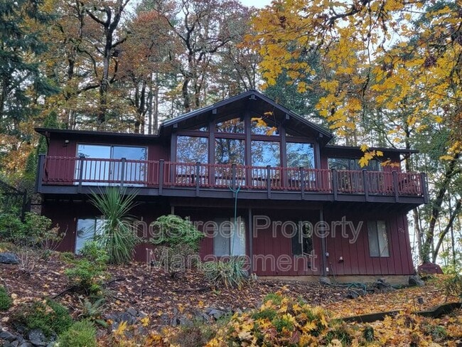 Building Photo - 2720 NW Glenwood Dr