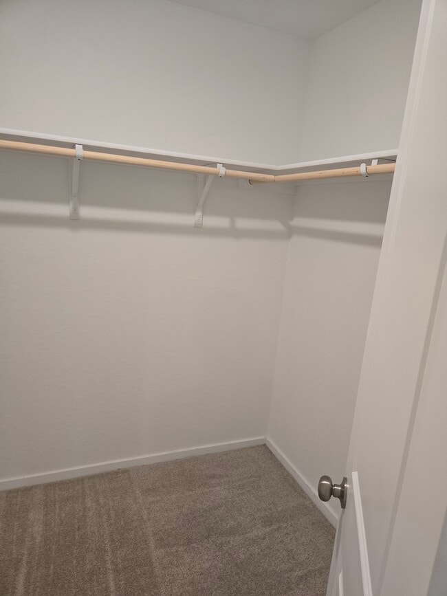 Building Photo - 720 Canyon Run