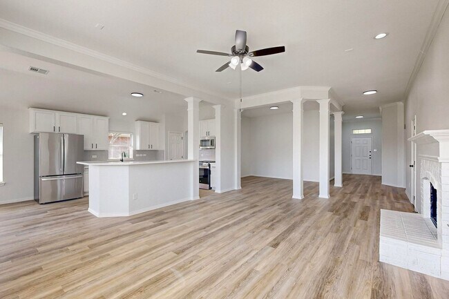 Foto del edificio - 123 Hackberry Trail