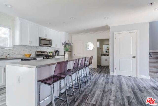 Foto principal - 815 N Mariposa Ave