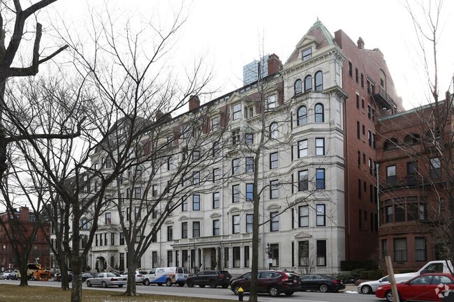 Building Photo - 160 Commonwealth Ave