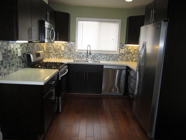Foto del edificio - Immaculate/Remodeled Pittsburg home 3/2
