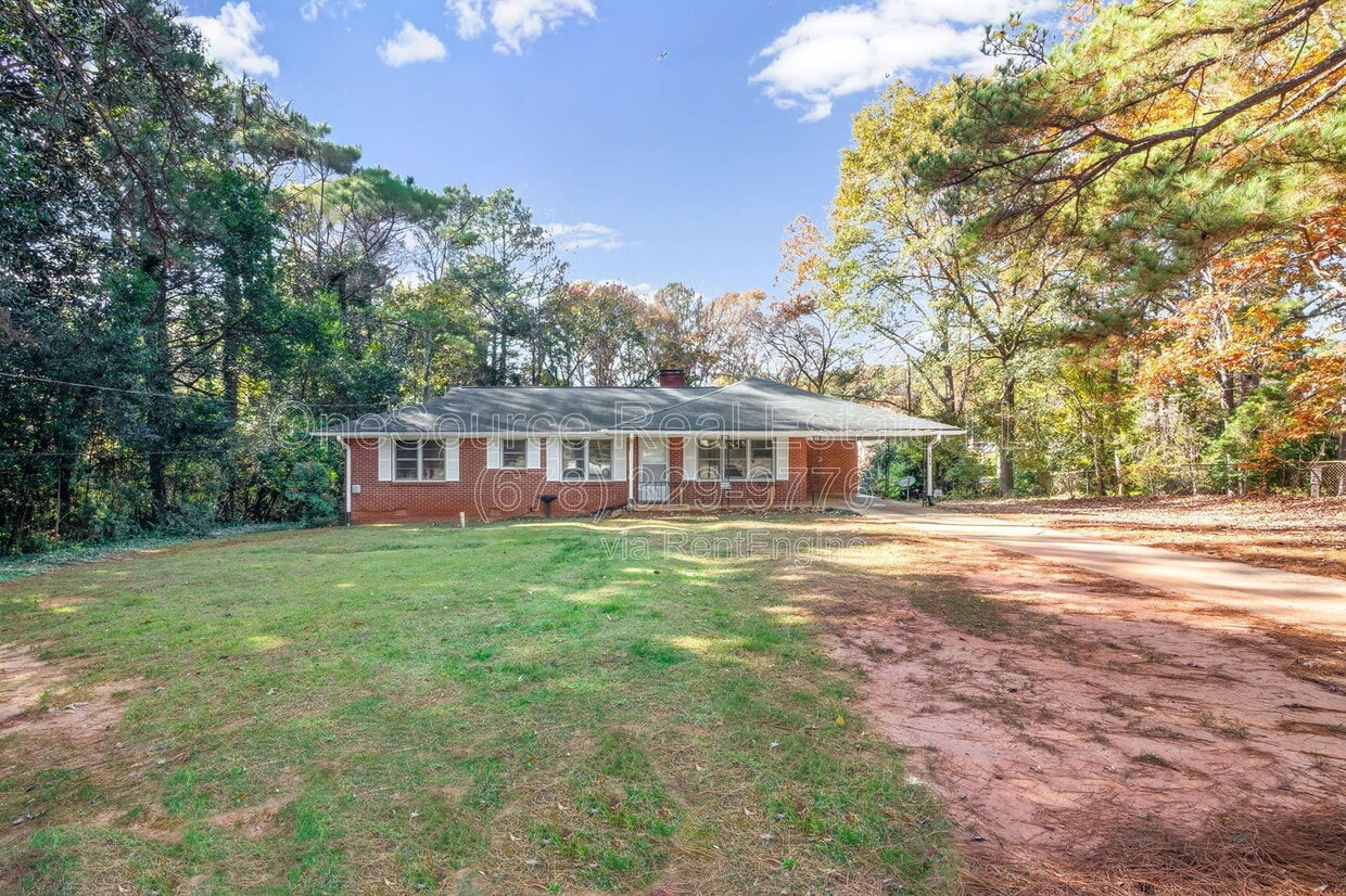 Primary Photo - 1024 Hambrick Rd