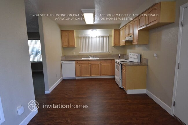 Foto del edificio - 9926 Burline St