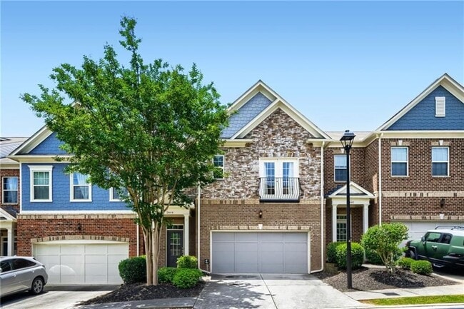 Building Photo - 2444 Norwood Dr SE