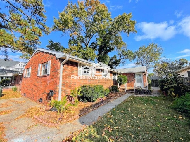 Building Photo - 138 Dupre Ave