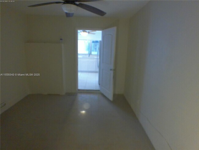 Foto del edificio - 618 NW 46th Ave
