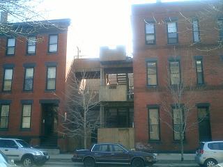 building exterior - 1117 W Dickens Ave