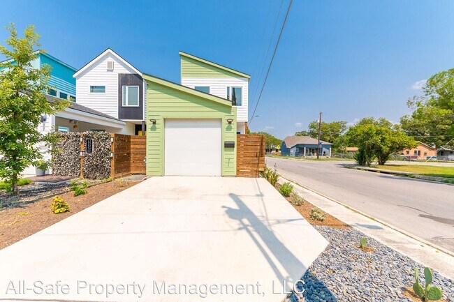 Foto del edificio - 3 br, 2.5 bath House - 1755 E Crockett