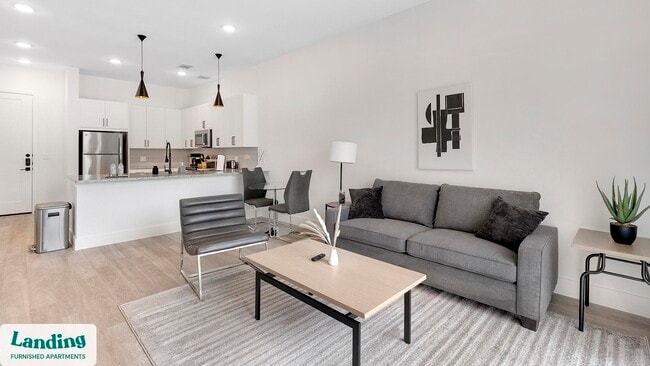 Building Photo - 650 E Sycamore St