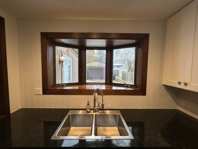 Foto del edificio - 946 E Grant Dr