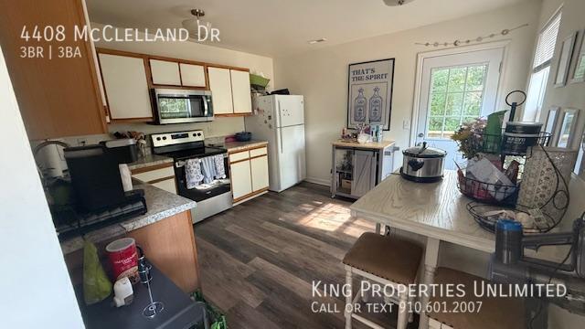 Building Photo - 4408 McClelland Dr