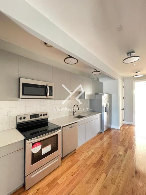 Building Photo - 1 bedroom in BROOKLYN NY 11207
