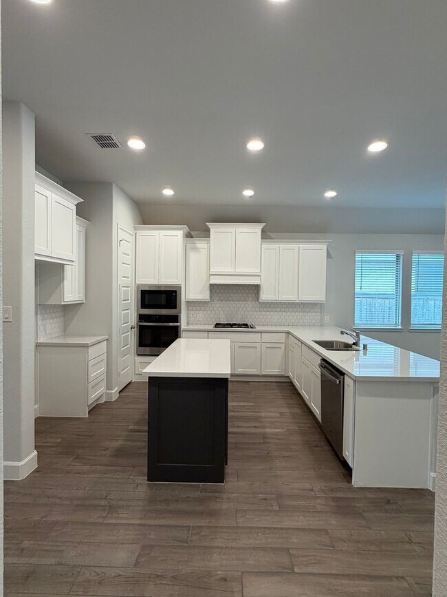 Foto del edificio - 107 Harlequin Duck Ct