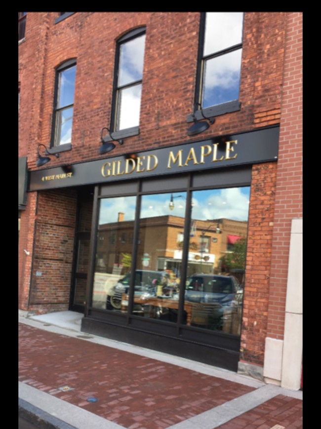 Facade - 4 W Main St