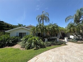 Building Photo - 5870 SW 96th St