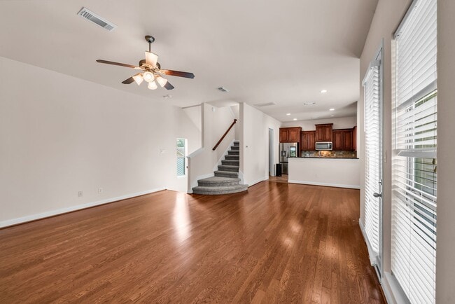 Foto del edificio - 1607 W Dallas St