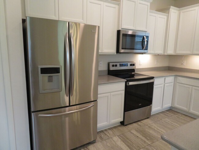 Foto del edificio - 368 Sandcrest Cir