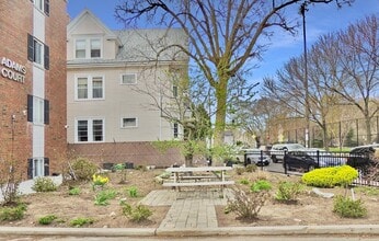 Building Photo - 541 Adams St