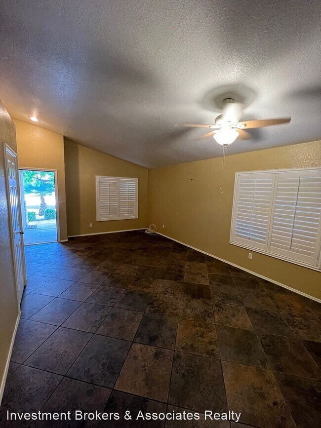 Building Photo - 3 br, 2 bath House - 44 Tanglewood Dr.