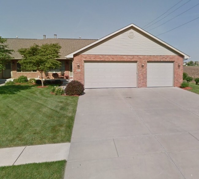 2701 Happy Landing Dr Springfield Il 62711 House For Rent In