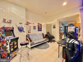 Building Photo - 2037 N Carlisle St