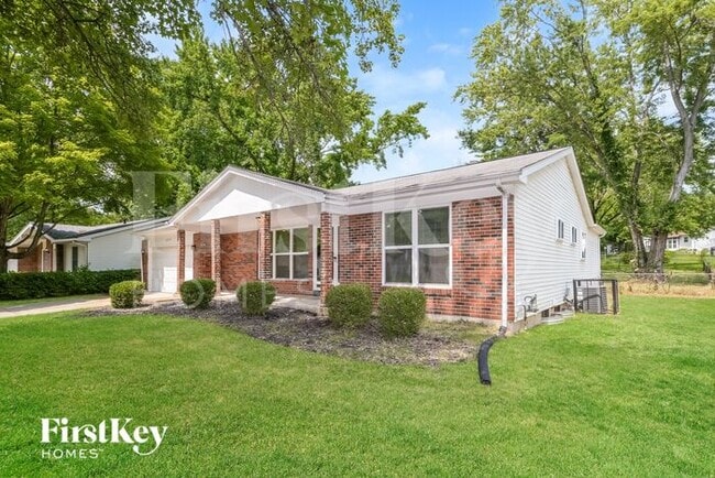 Building Photo - 6219 Silver Fox Dr