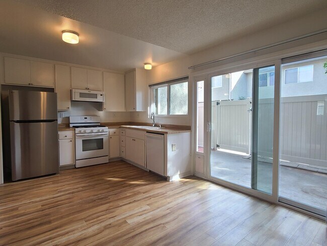 Foto del edificio - 535 Serento Cir